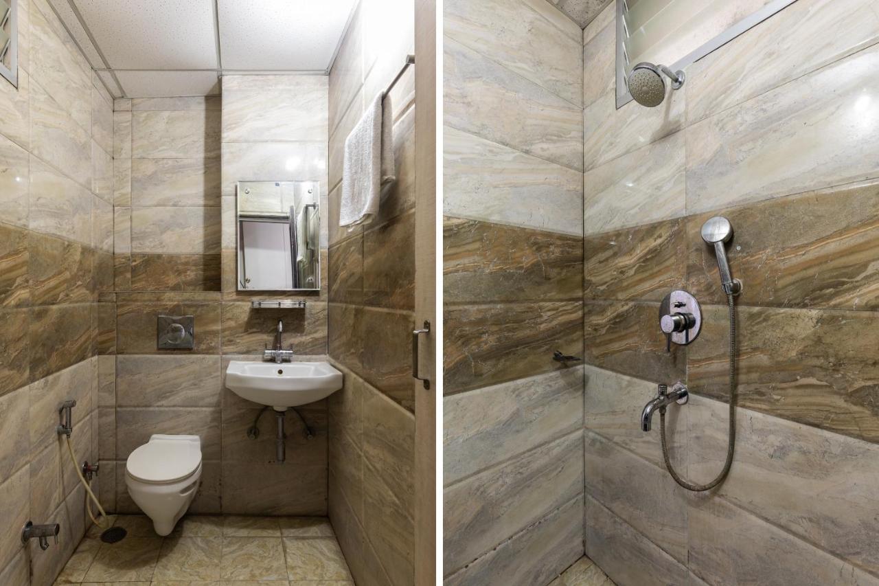 Capital O 47403 Hotel Manjeet Бопал Екстериор снимка